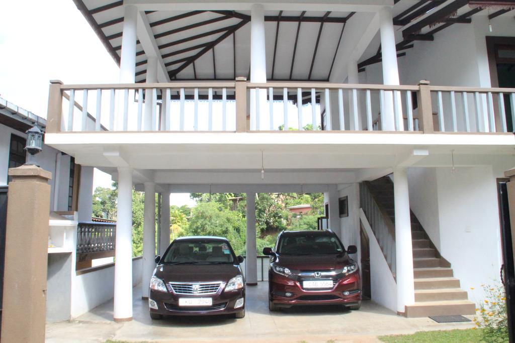 Self Cate Luxury Apartments Tennekumbura 部屋 写真