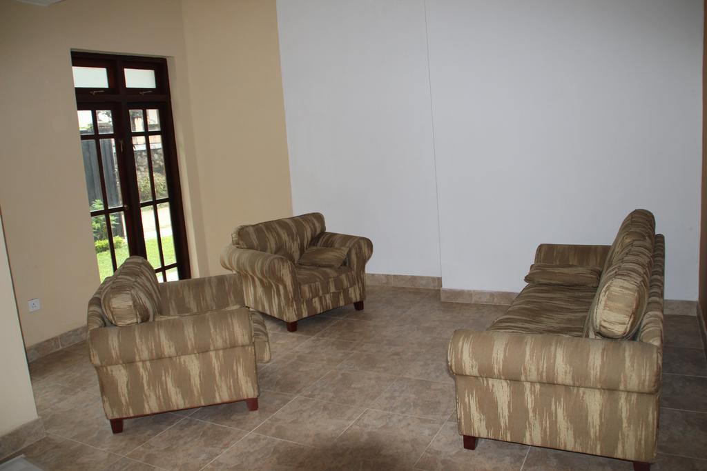 Self Cate Luxury Apartments Tennekumbura 部屋 写真